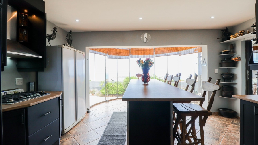  Bedroom Property for Sale in Dana Bay Western Cape